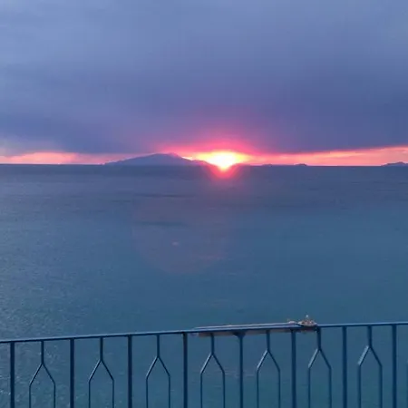 Terrazza Metese Appartamento Meta